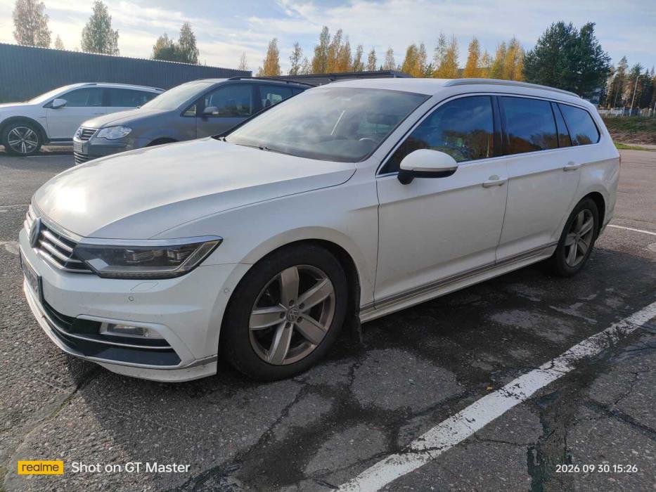 VOLKSWAGEN Passat 2016