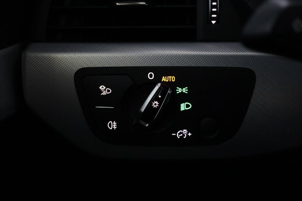 AUDI A4 2016