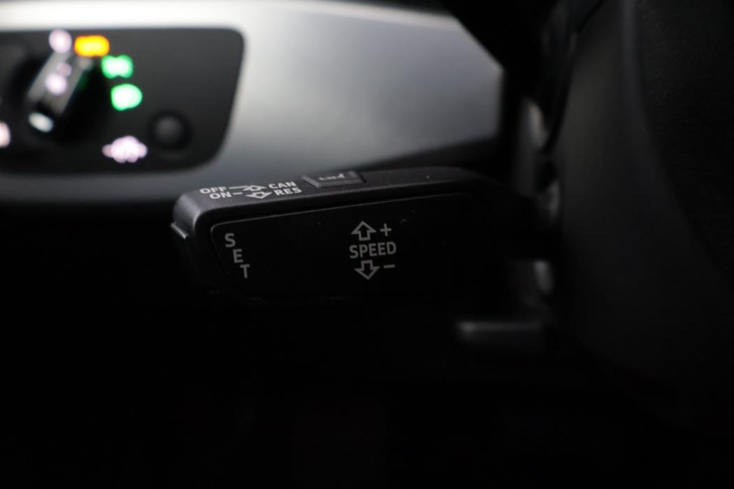 AUDI A4 2016