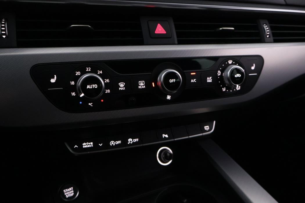 AUDI A4 2016