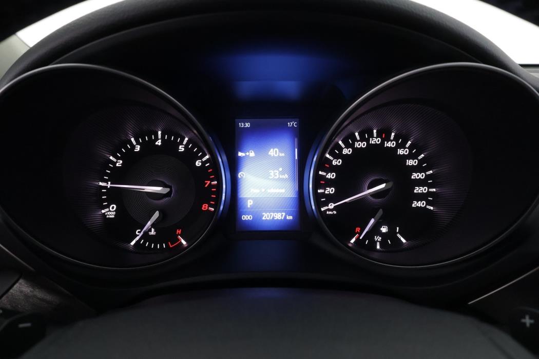 TOYOTA Avensis 2017
