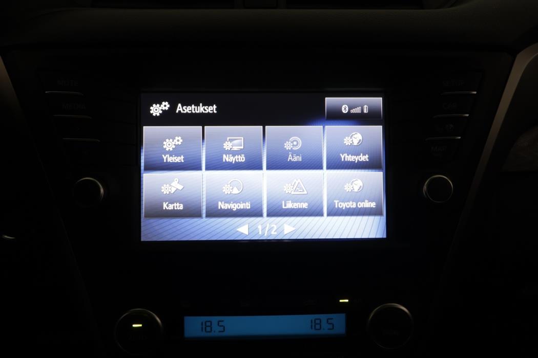 TOYOTA Avensis 2017