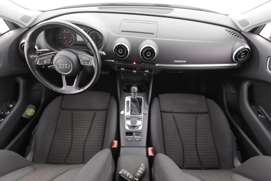 AUDI A3 2017