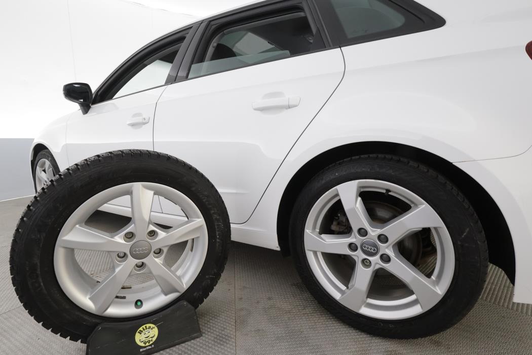 AUDI A3 2017