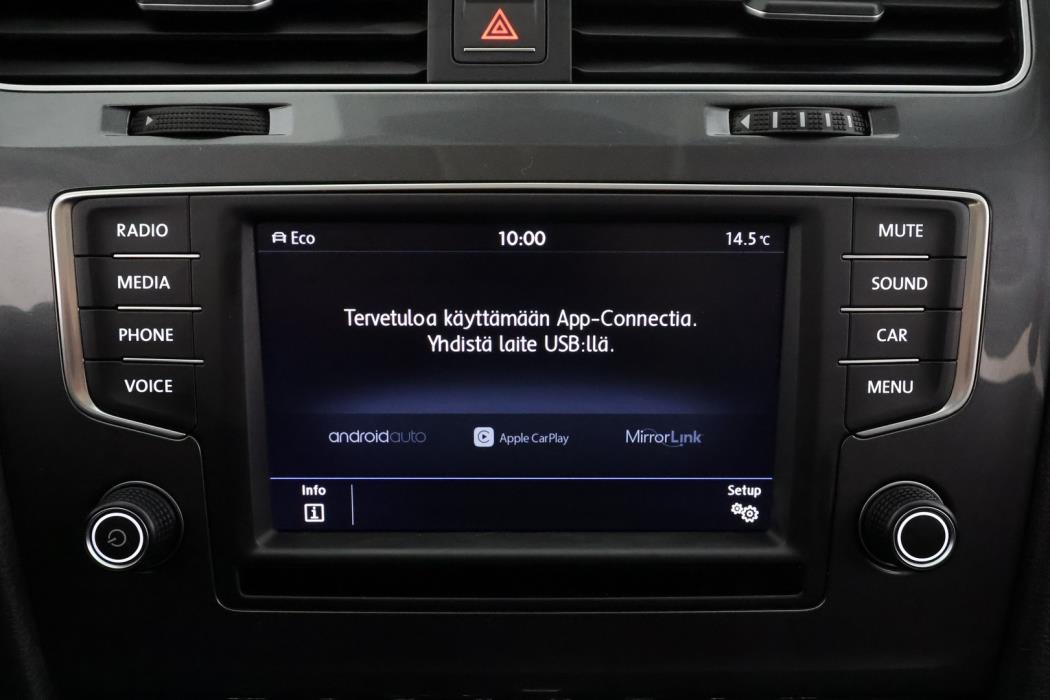 VOLKSWAGEN Golf 2017