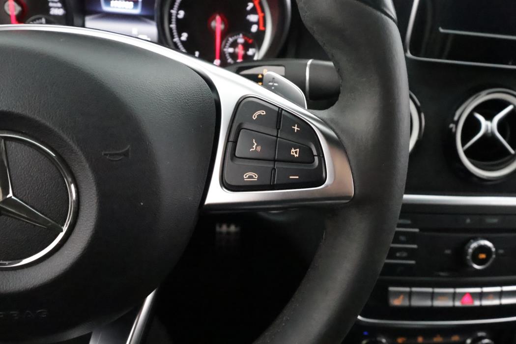 MERCEDES-BENZ CLA 2017