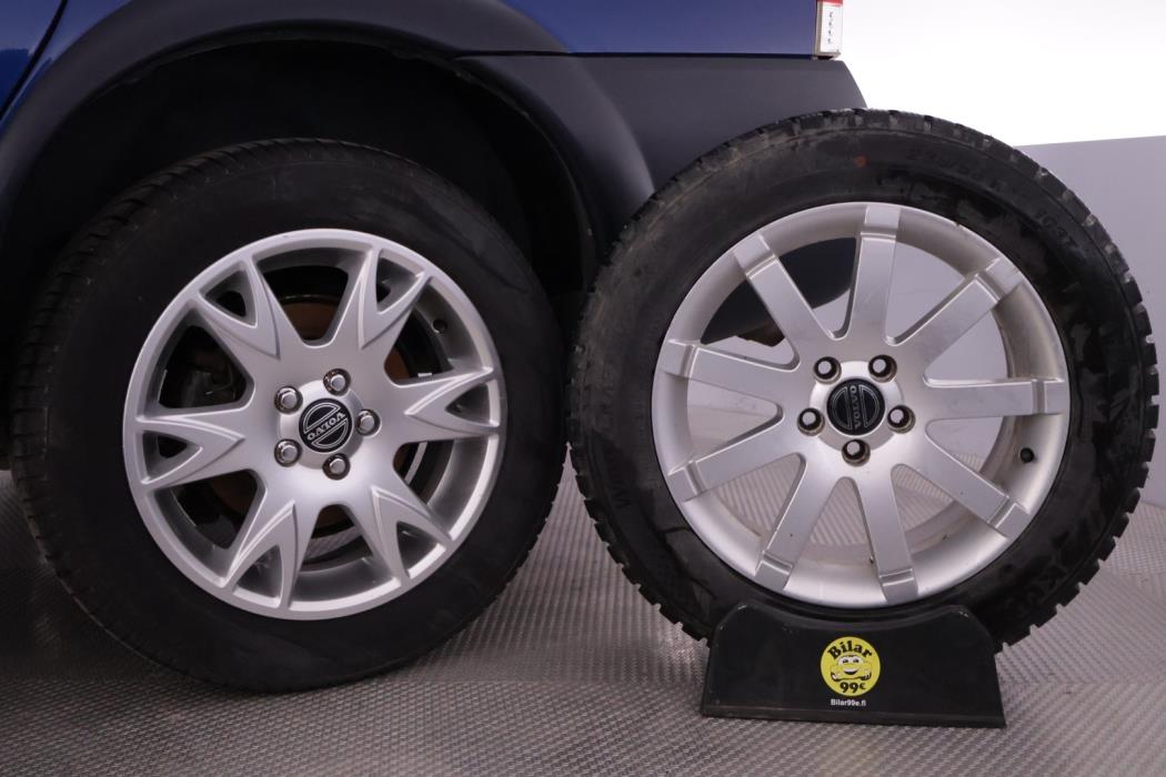 VOLVO XC70 2005
