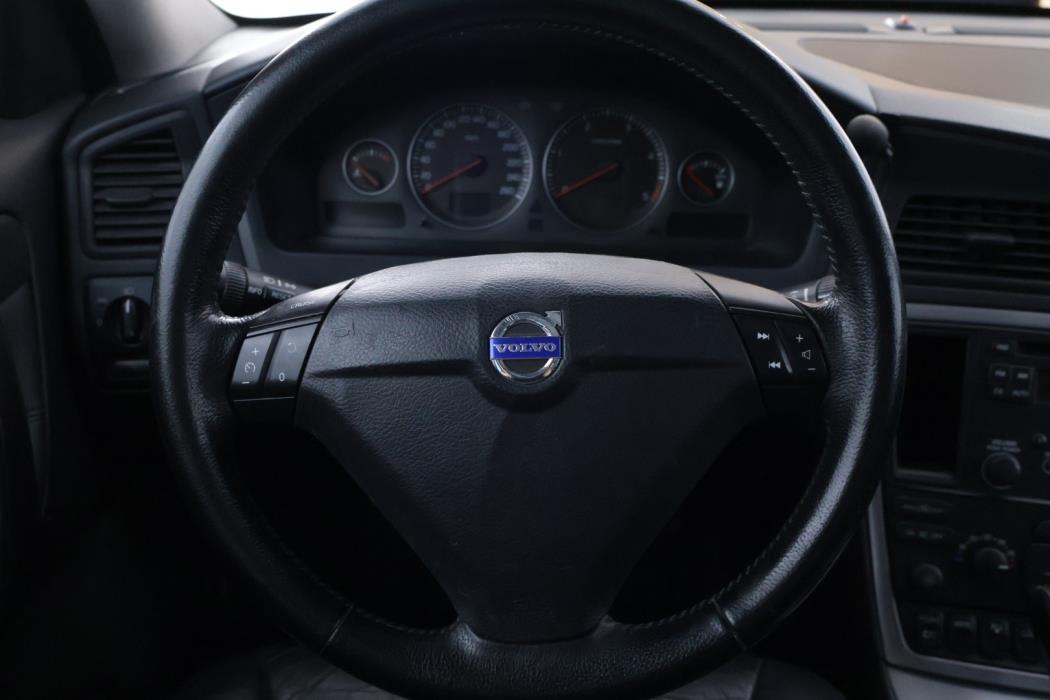 VOLVO XC70 2005