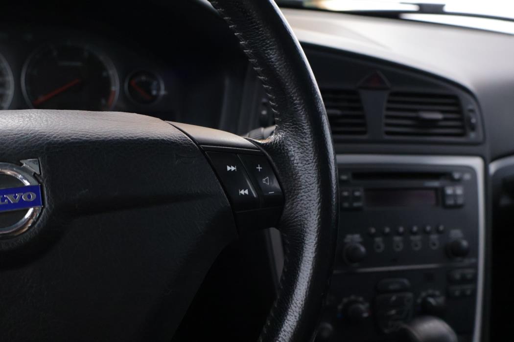 VOLVO XC70 2005