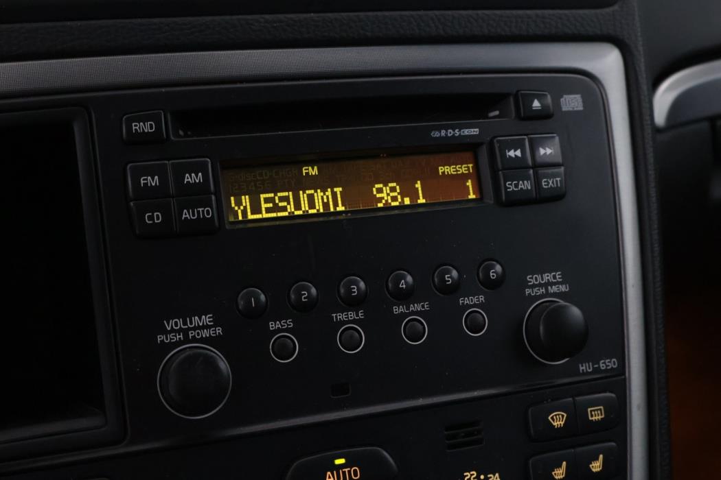 VOLVO XC70 2005