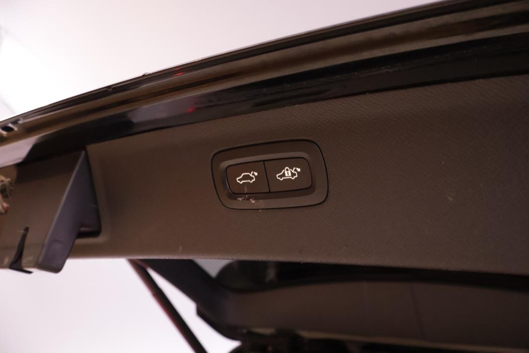 VOLVO XC90 2019
