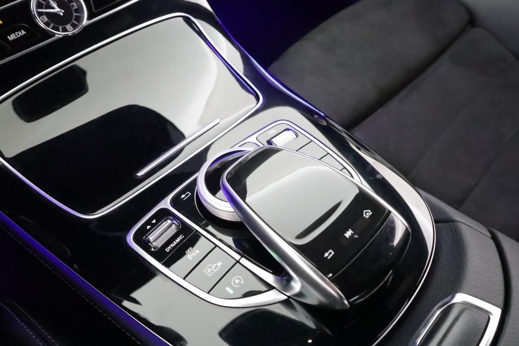 MERCEDES-BENZ E 2017