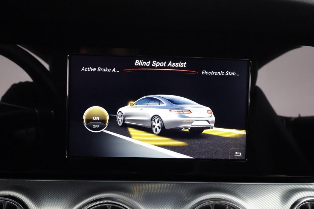 MERCEDES-BENZ E 2017