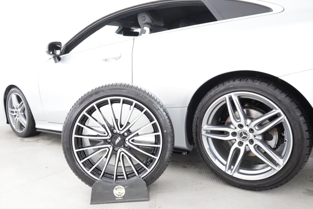 MERCEDES-BENZ E 2017