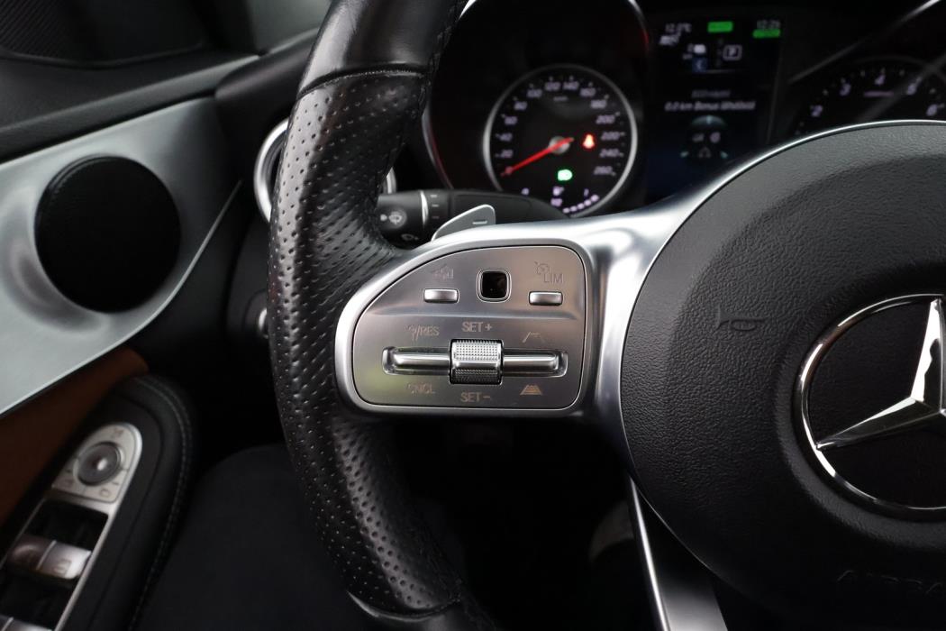 MERCEDES-BENZ C 2020