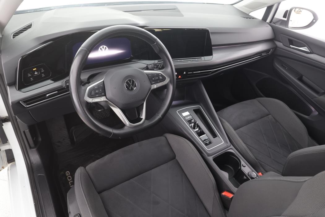 VOLKSWAGEN Golf 2022