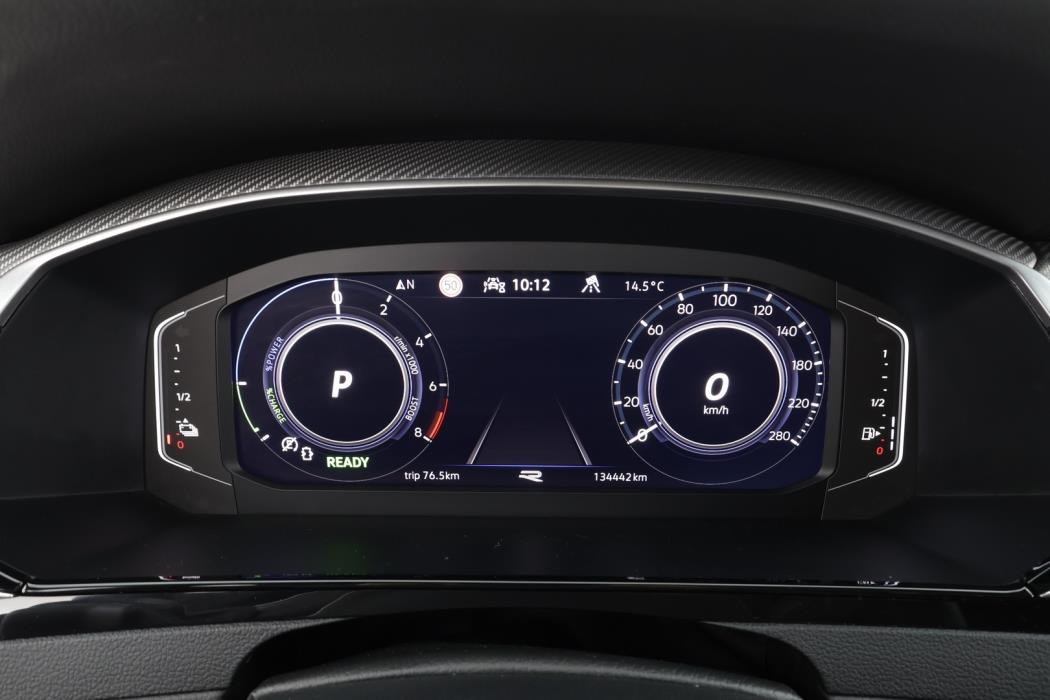 VOLKSWAGEN Arteon 2022