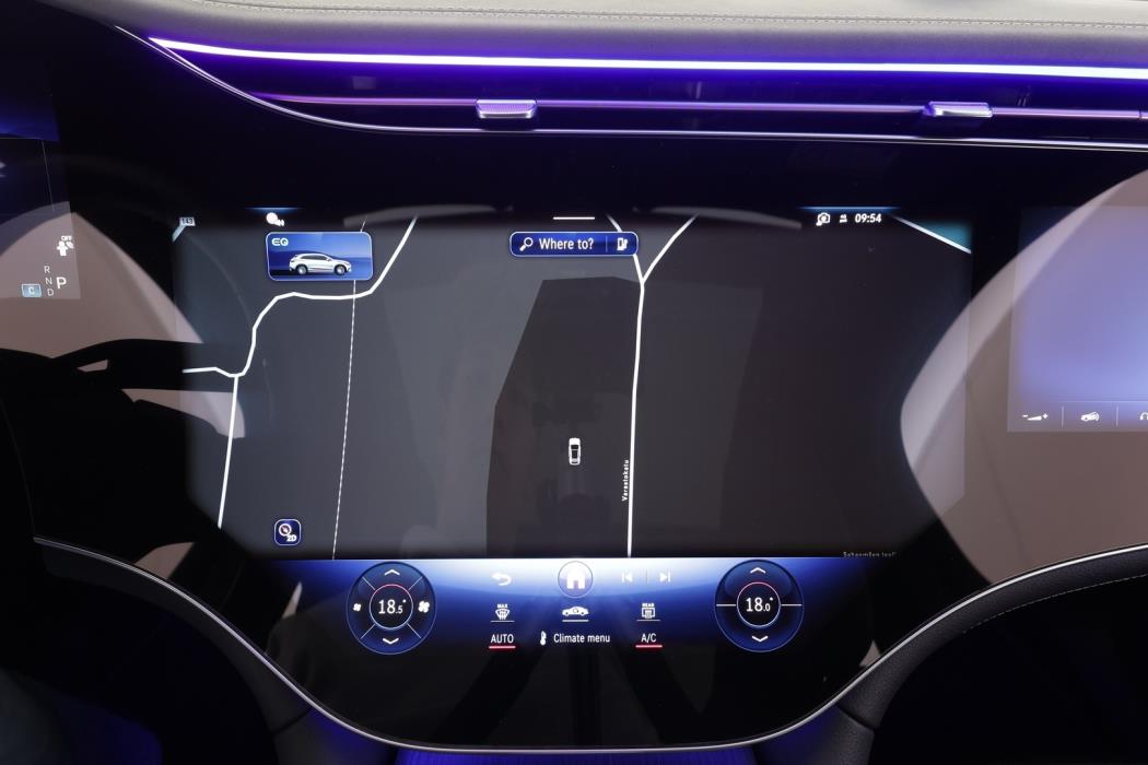 MERCEDES-BENZ EQE SUV 2023