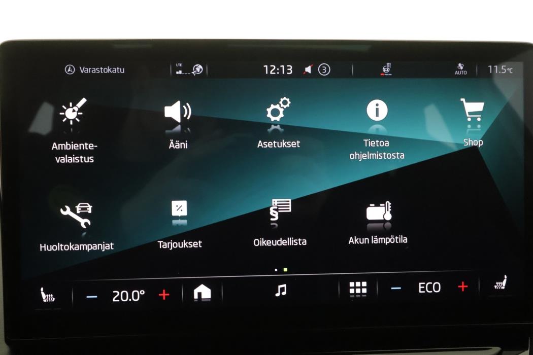SKODA Enyaq 2022