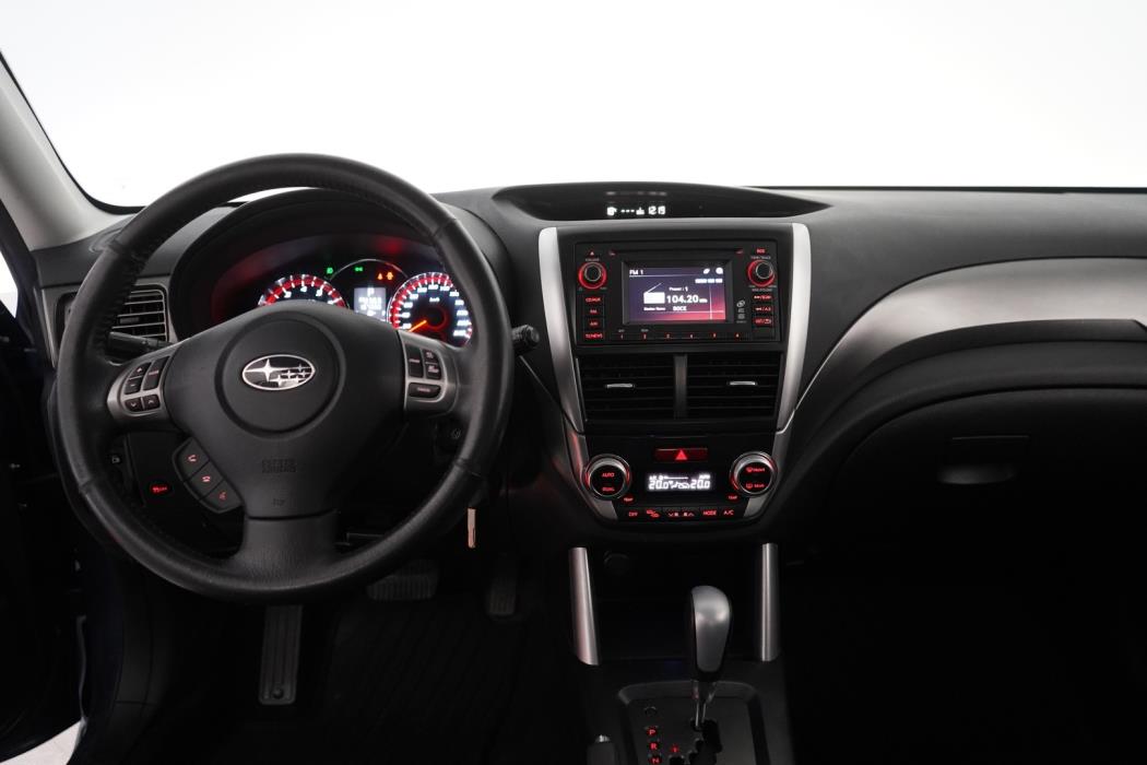 SUBARU Forester 2012