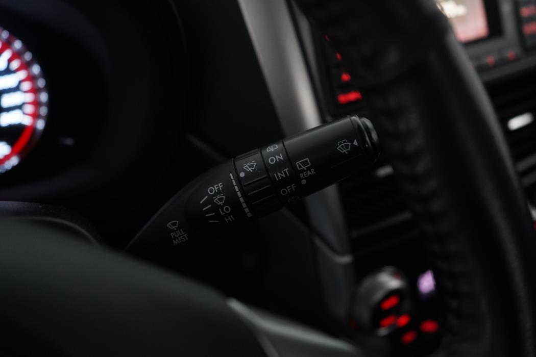 SUBARU Forester 2012