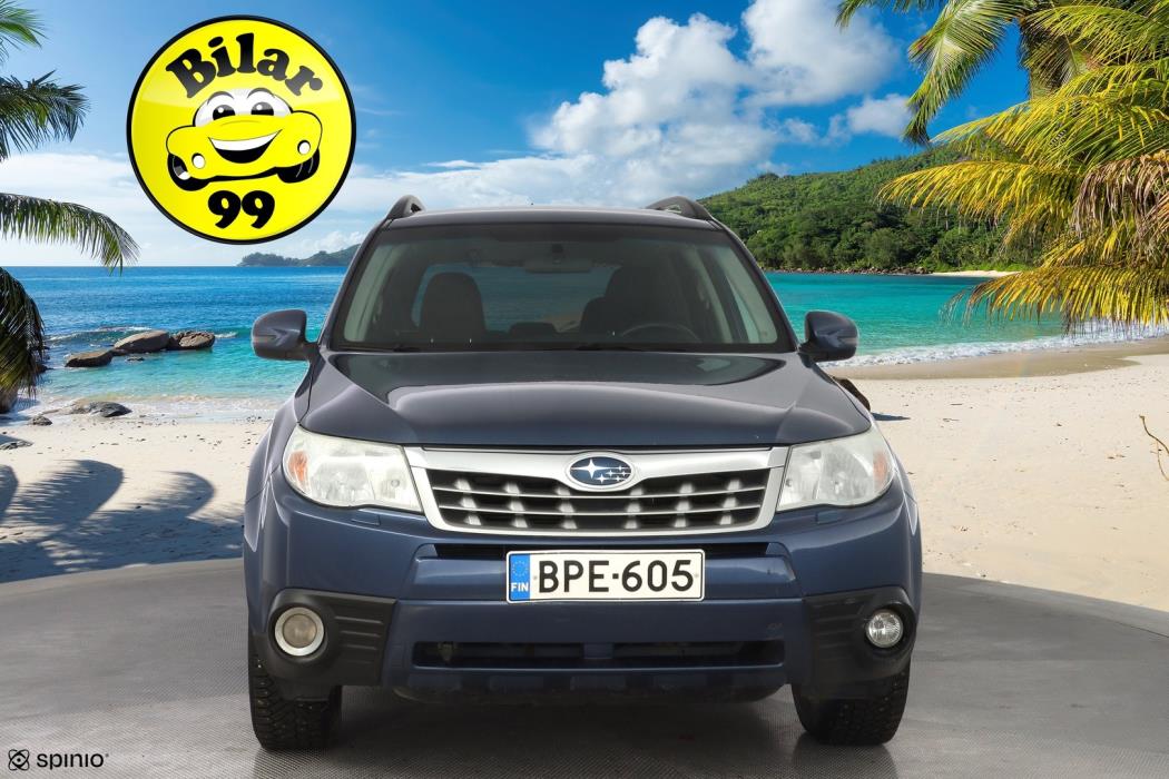 SUBARU Forester 2012