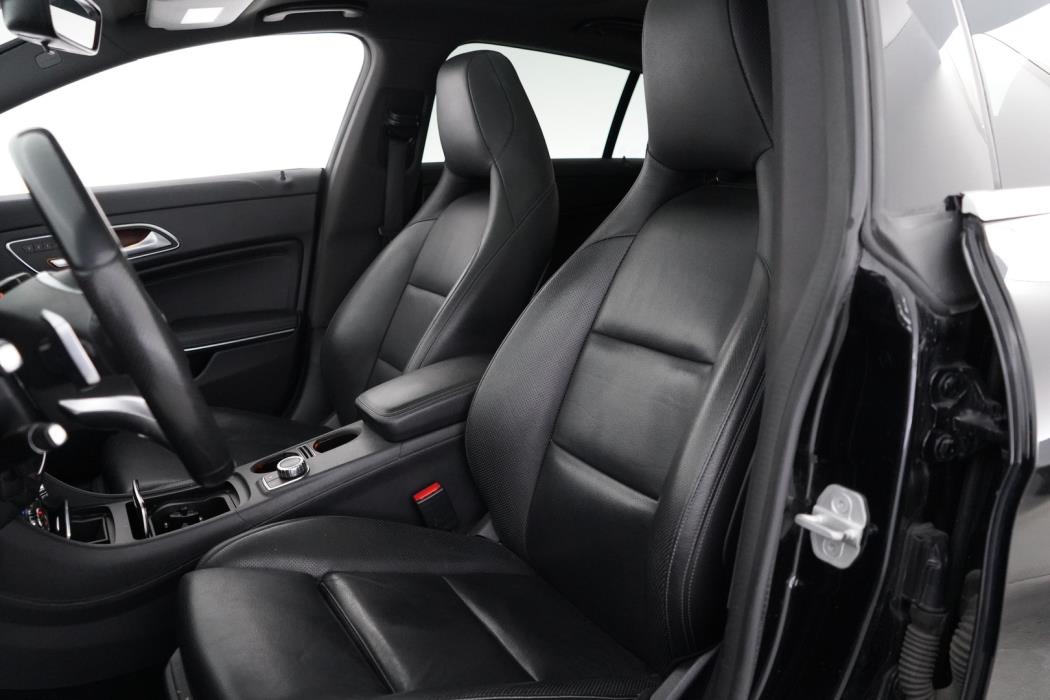 MERCEDES-BENZ CLA 2016