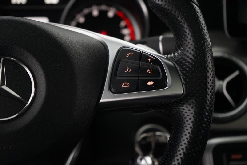 MERCEDES-BENZ CLA 2016