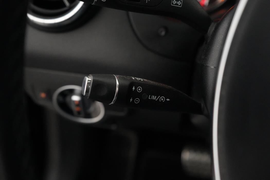 MERCEDES-BENZ CLA 2016