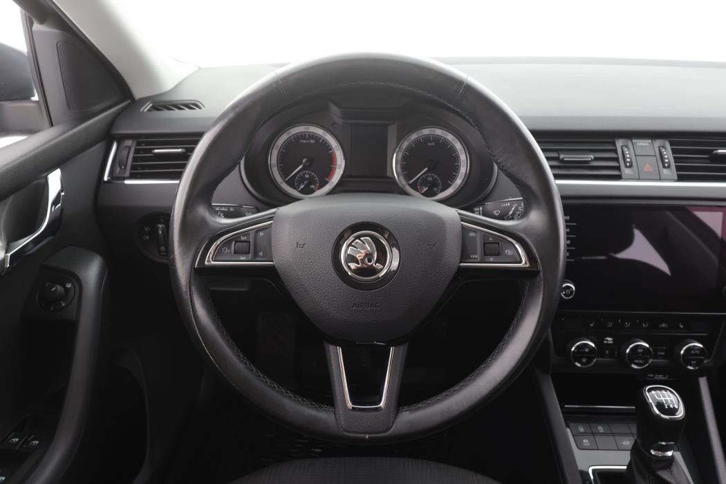 SKODA Octavia 2019