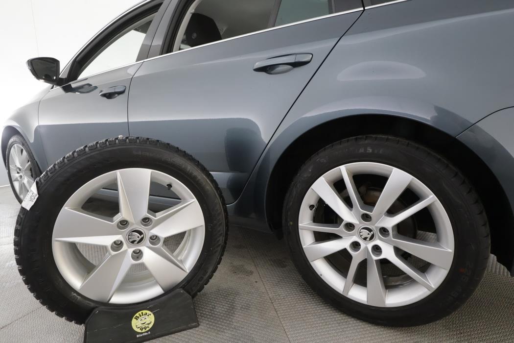SKODA Octavia 2019