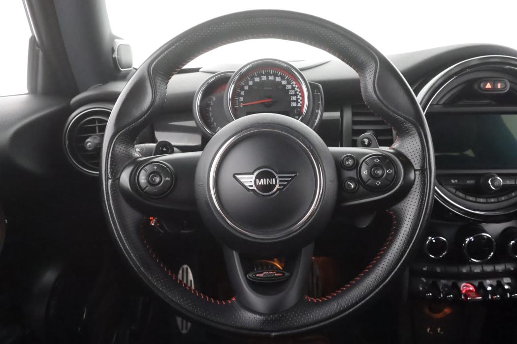 MINI Hatchback 2019