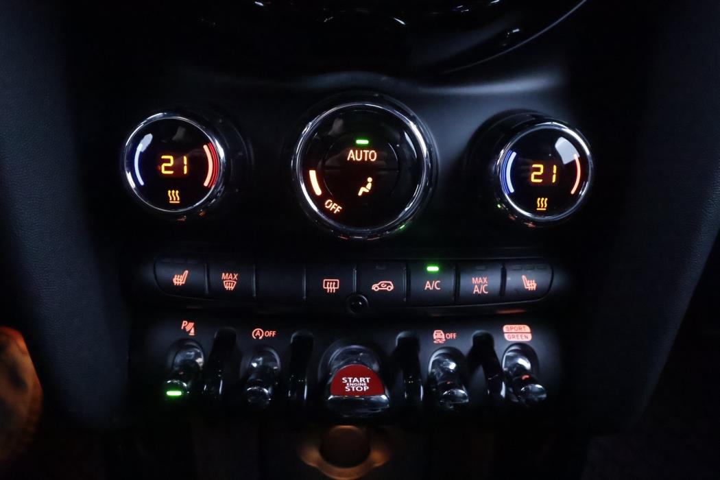 MINI Hatchback 2019
