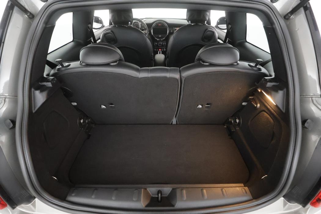 MINI Hatchback 2019