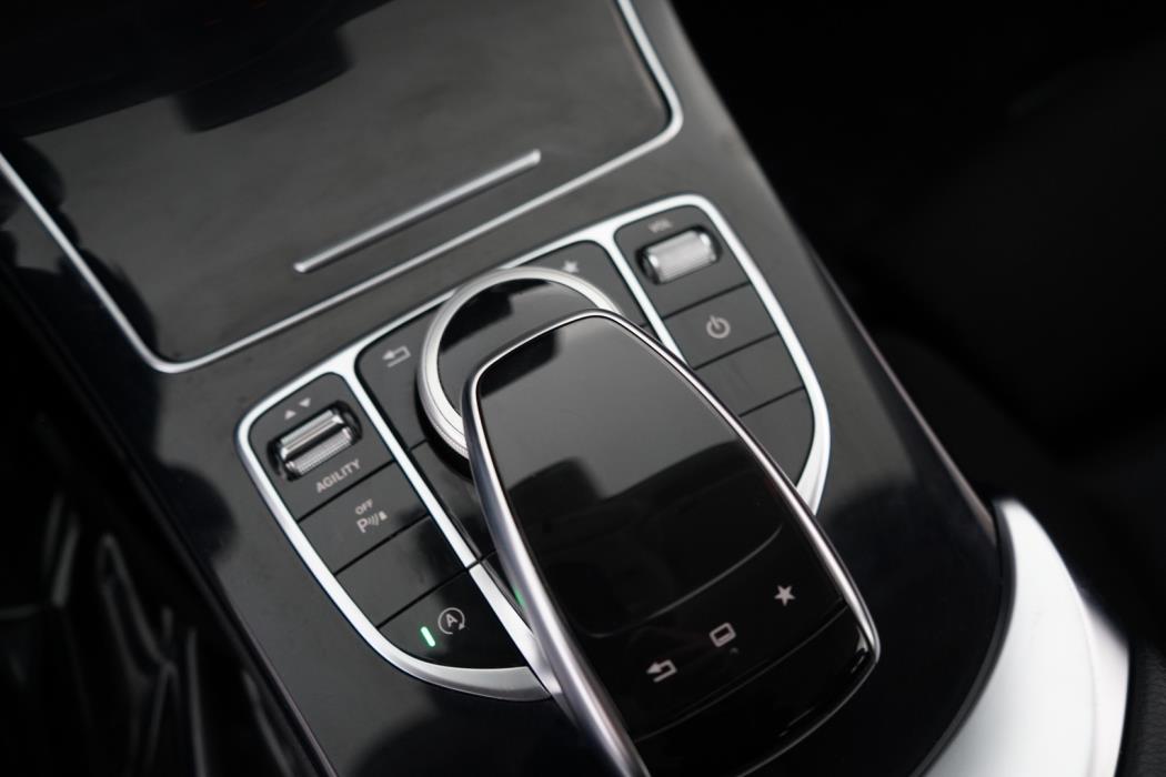 MERCEDES-BENZ C 2015