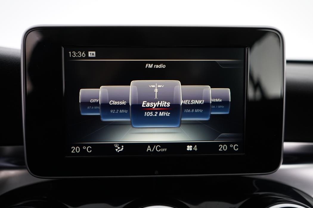 MERCEDES-BENZ C 2015