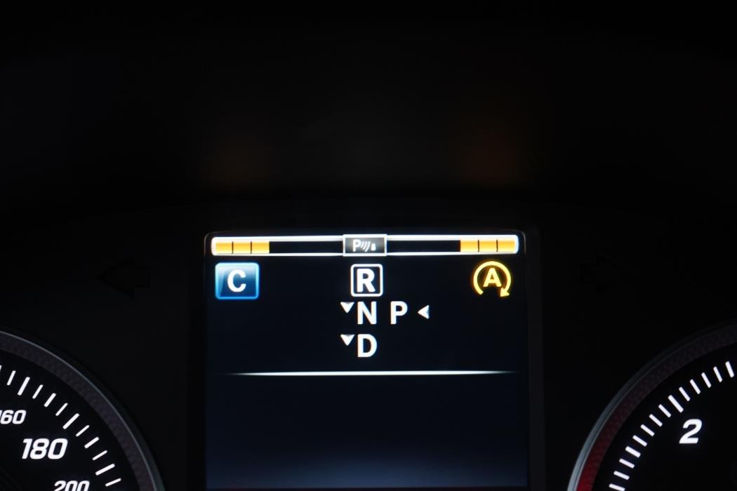 MERCEDES-BENZ C 2015