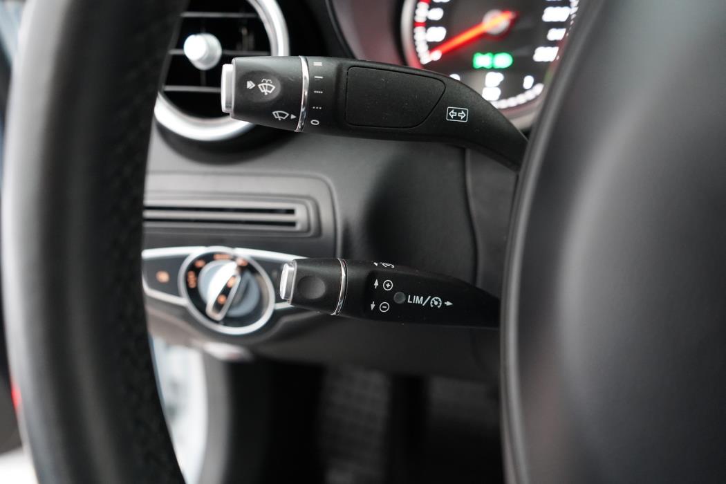 MERCEDES-BENZ C 2015