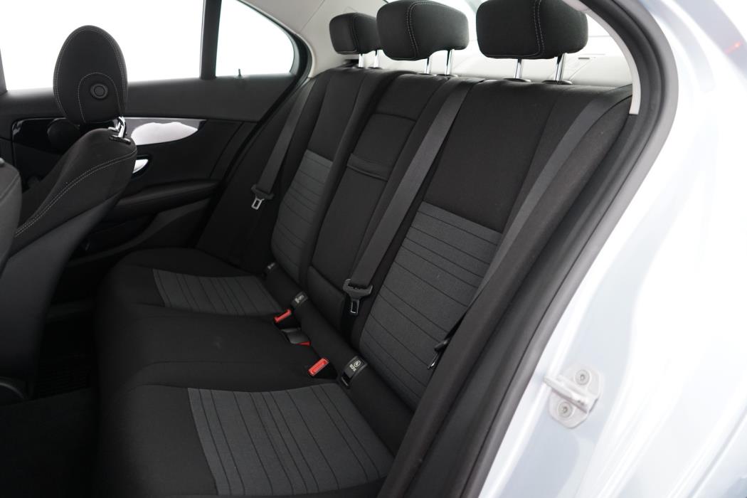 MERCEDES-BENZ C 2015