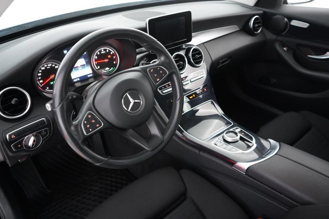 MERCEDES-BENZ C 2017