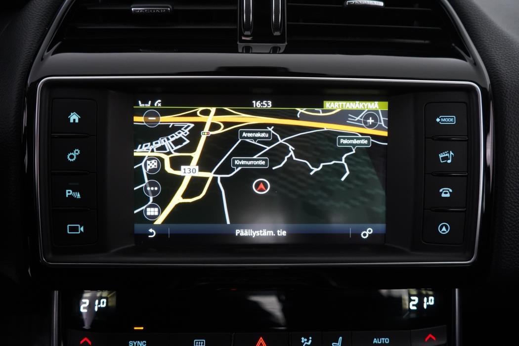 JAGUAR XE 2018
