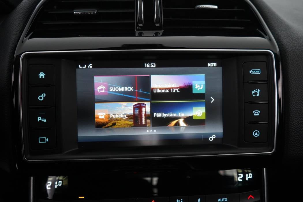 JAGUAR XE 2018