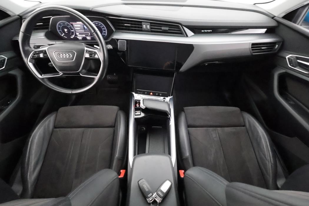 AUDI e-tron 2020
