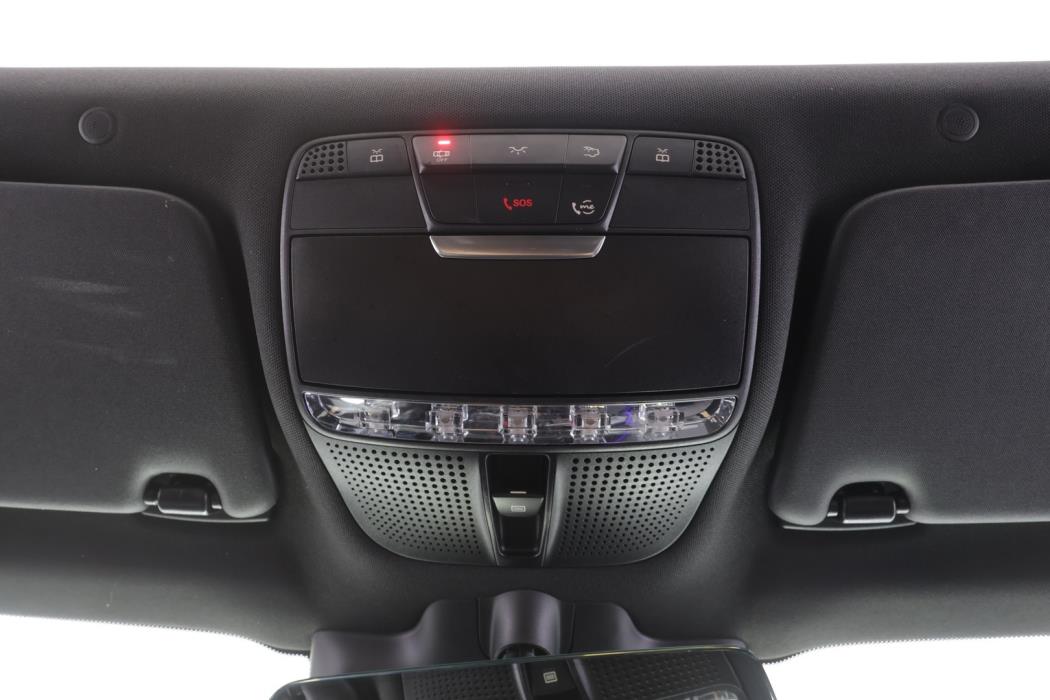 MERCEDES-BENZ EQC 2021