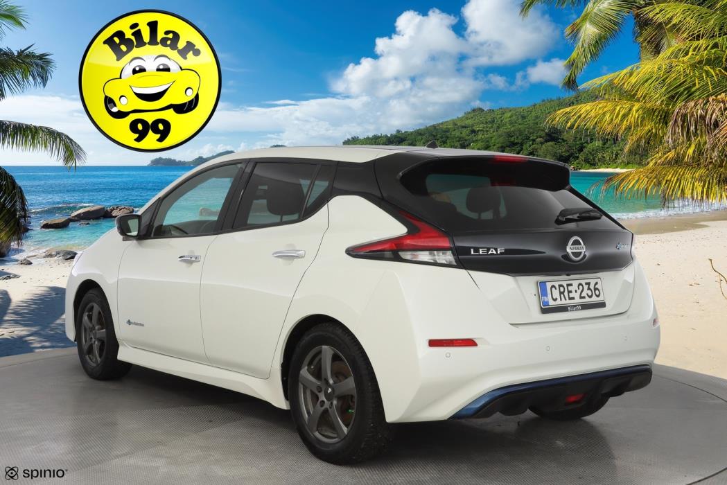 NISSAN LEAF 2018