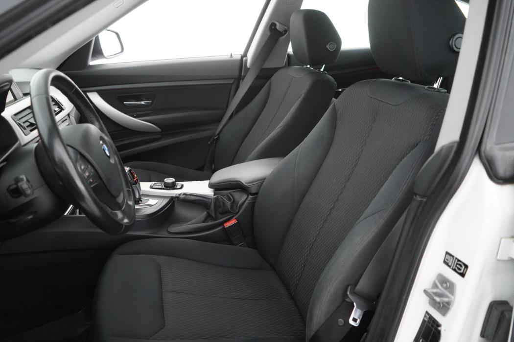 BMW 320 Gran Turismo 2015