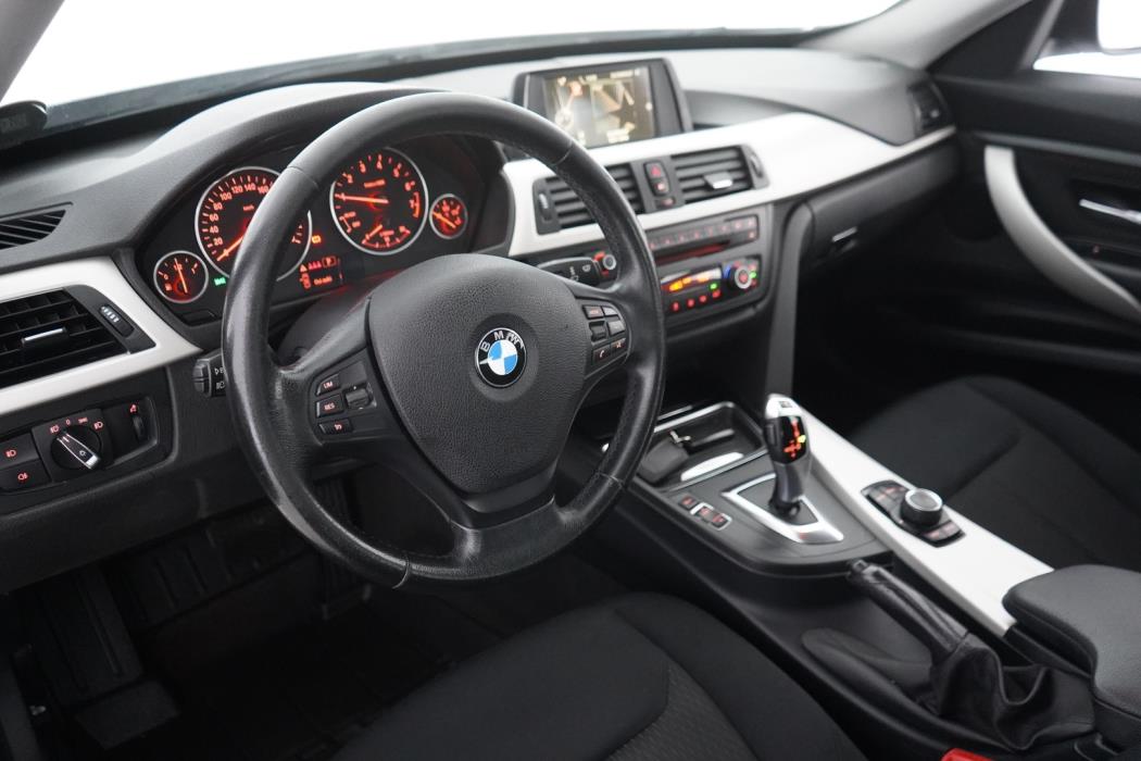 BMW 320 Gran Turismo 2015
