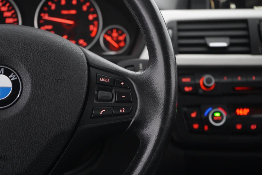 BMW 320 Gran Turismo 2015
