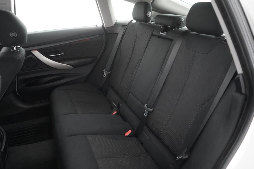 BMW 320 Gran Turismo 2015