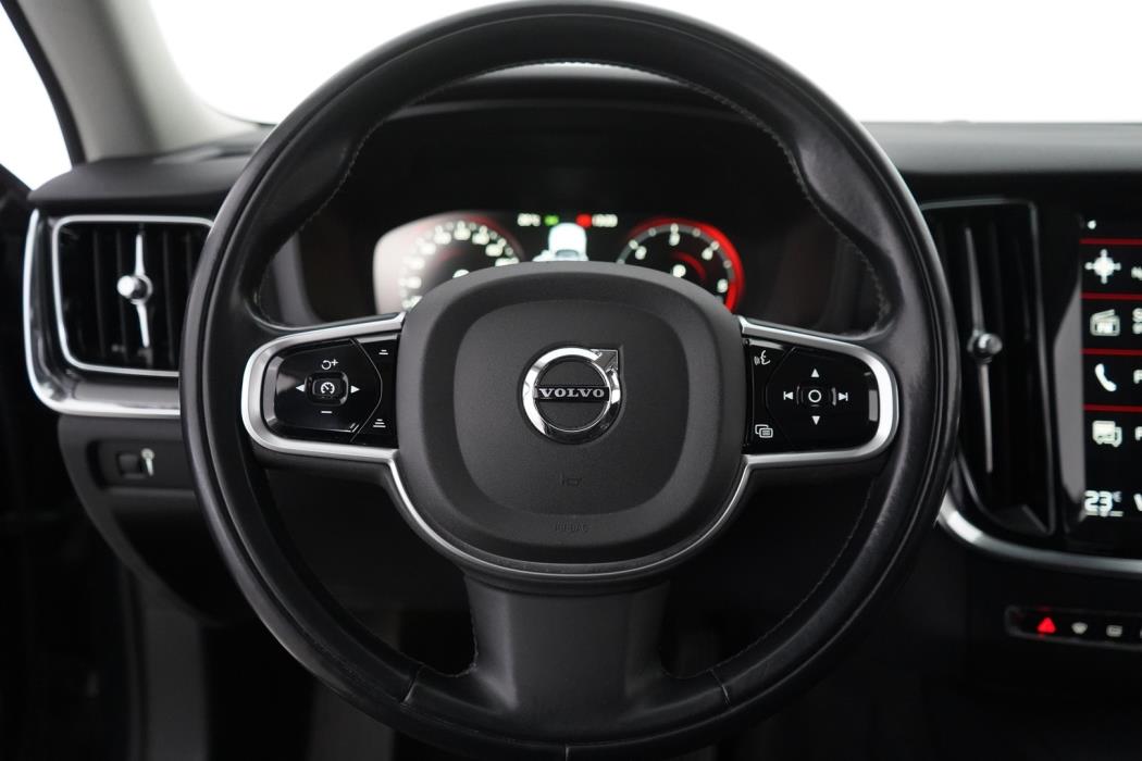 VOLVO V60 2019